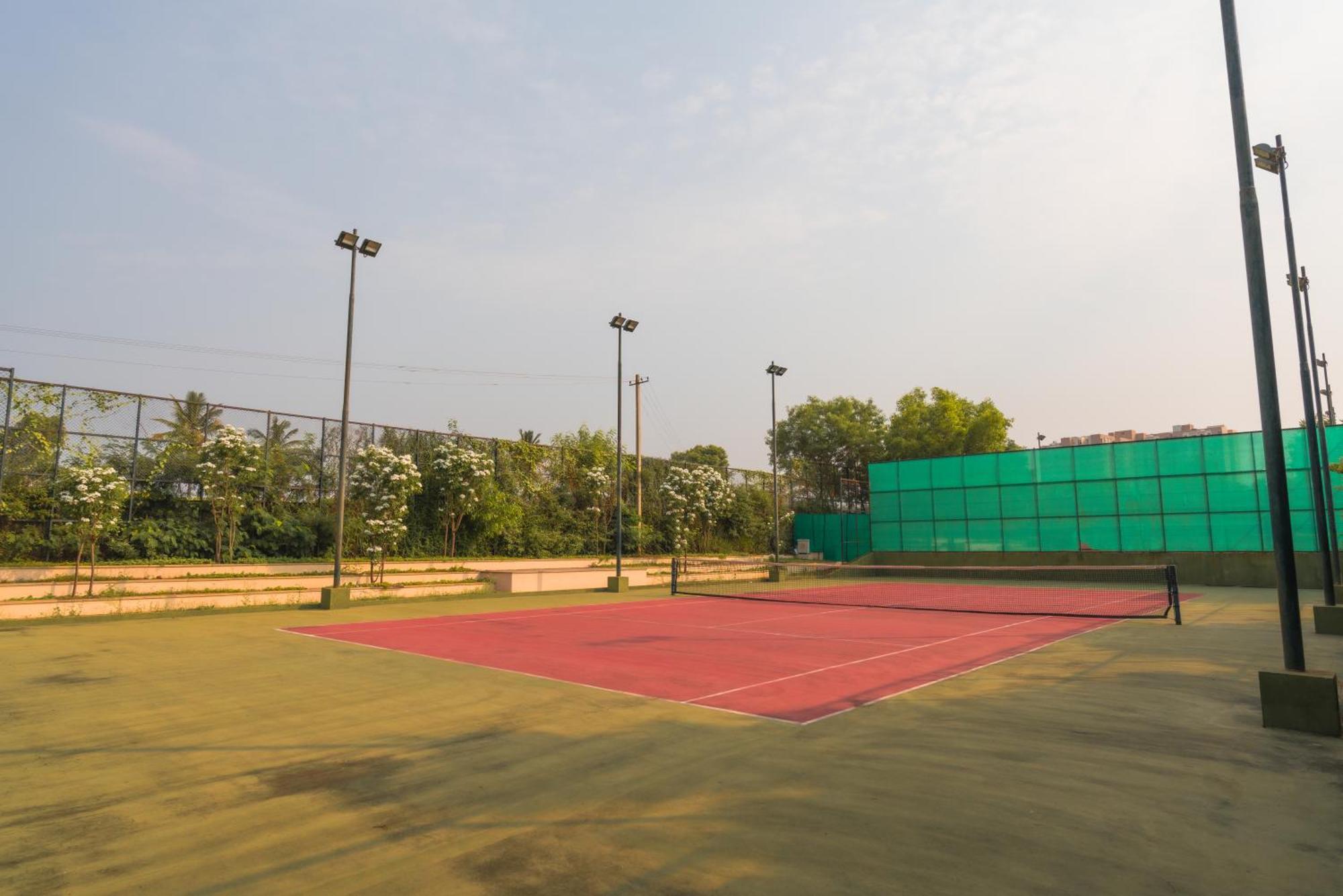 Signature Club Resort Devanahalli Bagian luar foto